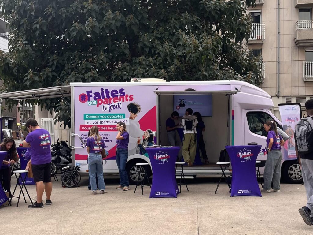 Photo prise lors de l'évènement Bus Tour organisé par l'Agence de la biomédecine à Clermont-Ferrand le 30 septembre 2026